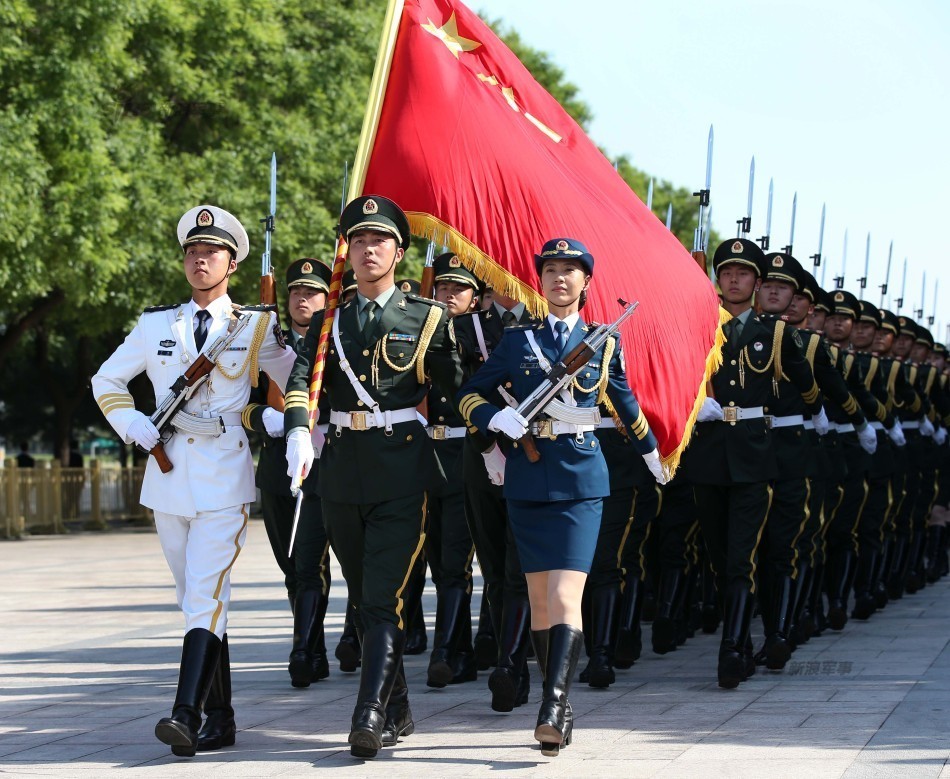 檢閱女兵儀仗隊，榮耀與力量的展現(xiàn)，檢閱女兵儀仗隊，榮耀與力量的璀璨瞬間