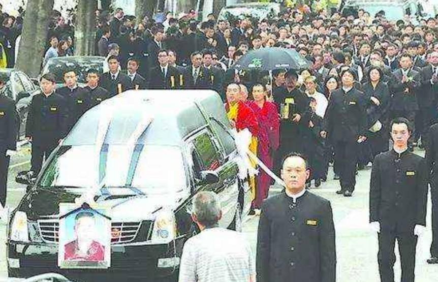 澳門天天六開彩開獎(jiǎng)結(jié)果，探索彩票背后的秘密與未來(lái)展望（關(guān)鍵詞，澳門彩票，開獎(jiǎng)結(jié)果，預(yù)測(cè)分析），澳門彩票開獎(jiǎng)結(jié)果揭秘，探索過(guò)去、預(yù)測(cè)未來(lái)（深度分析）