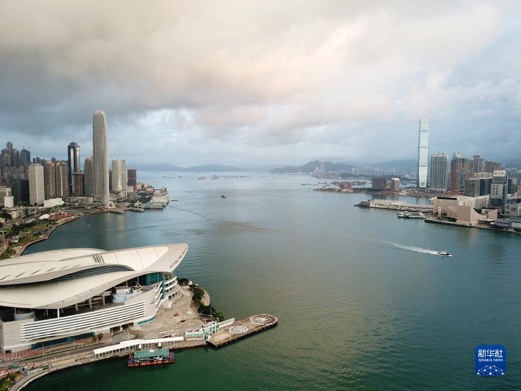香港期期準(zhǔn)正版資料，探索與解析，香港期期準(zhǔn)正版資料深度解析與探索