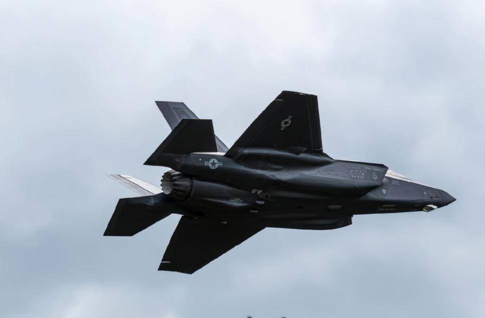 殲-35最新進(jìn)展消息，揭秘中國(guó)新一代艦載戰(zhàn)斗機(jī)的突破與進(jìn)展，揭秘殲-35新一代艦載戰(zhàn)斗機(jī)的突破與最新進(jìn)展消息