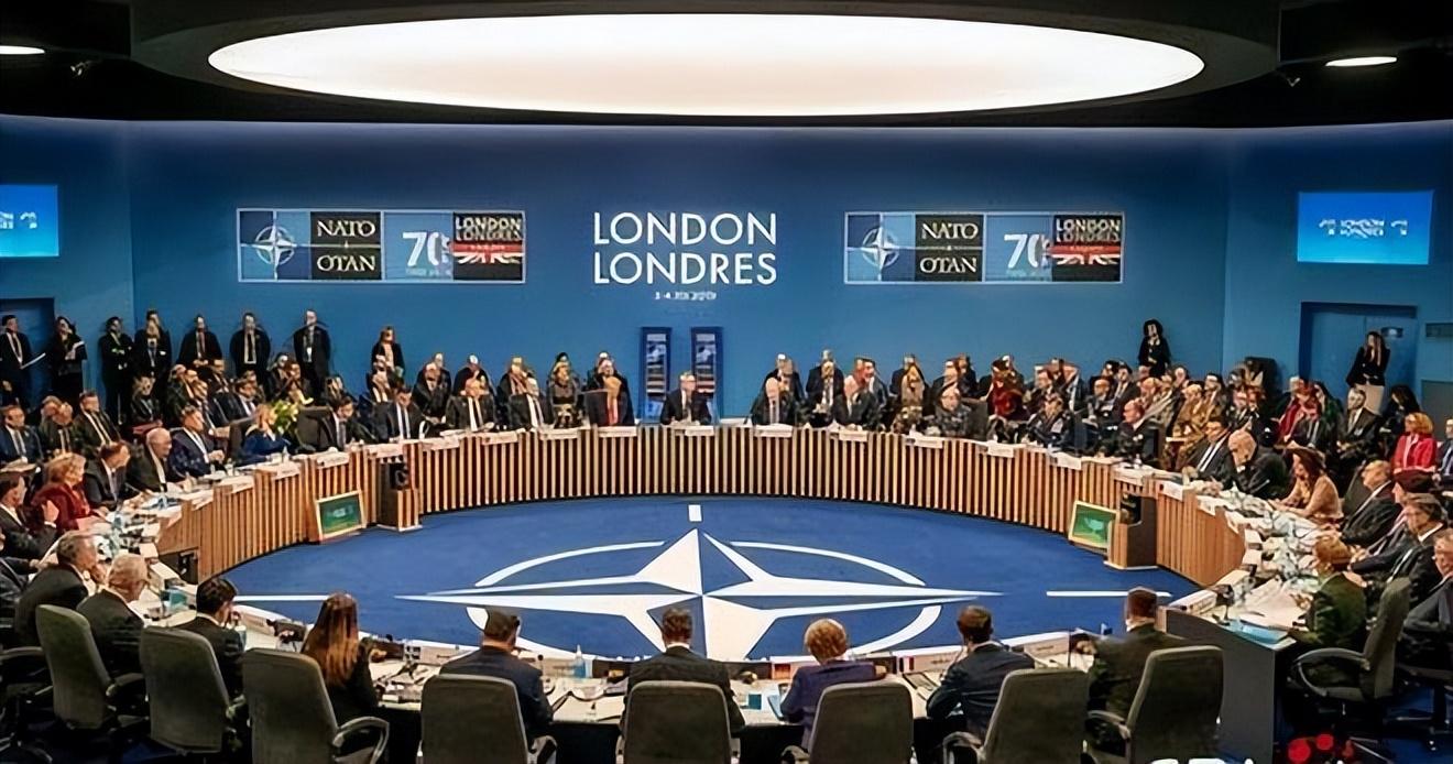 最新的軍事新聞與最新消息全面解析，全球軍事動(dòng)態(tài)，最新新聞與消息全面解析