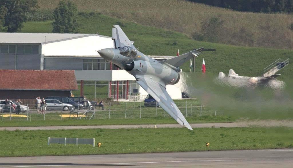 殲8戰(zhàn)斗機