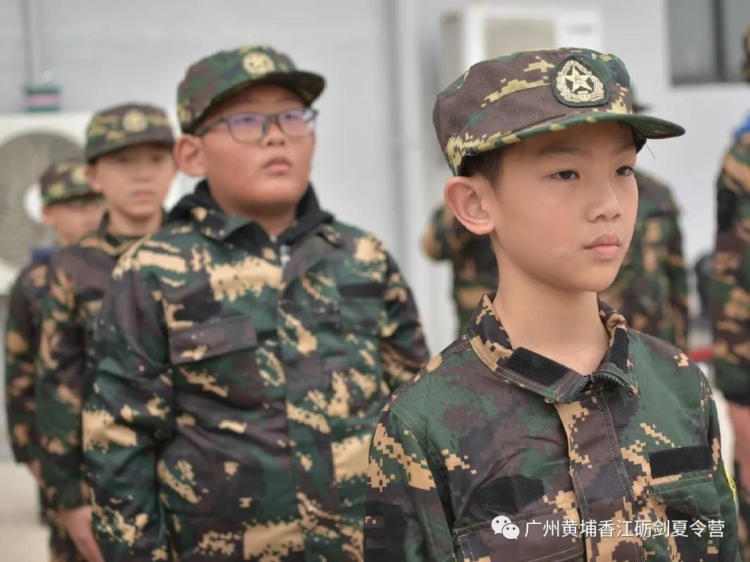 最近的軍事新聞大事概覽，聚焦全球軍事動態(tài) 2021年回顧，全球軍事動態(tài)回顧，聚焦軍事新聞大事概覽 2021年回顧與展望