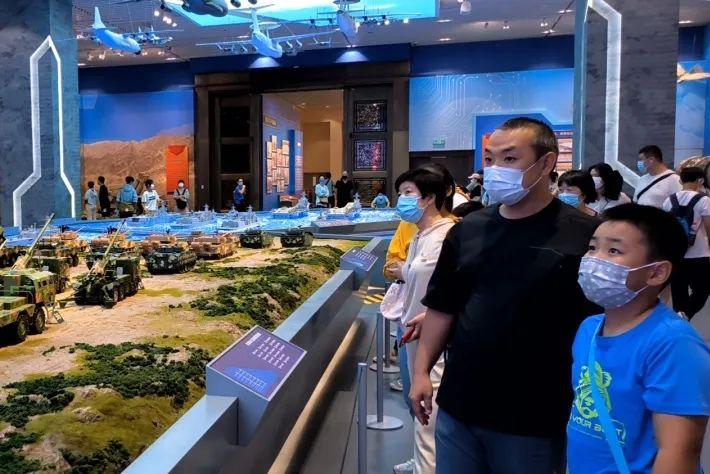 國(guó)防軍事網(wǎng)，探索軍事領(lǐng)域，傳遞國(guó)防力量，國(guó)防軍事網(wǎng)，探索軍事領(lǐng)域，展現(xiàn)國(guó)防力量