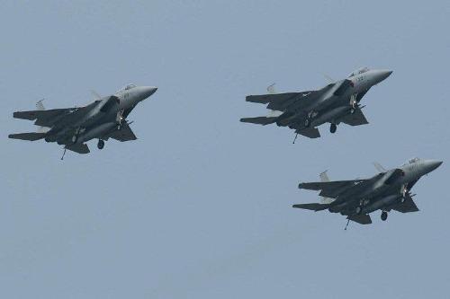 實(shí)時(shí)軍事新聞，全球軍事動(dòng)態(tài)深度解析，全球軍事動(dòng)態(tài)實(shí)時(shí)解析，深度聚焦實(shí)時(shí)軍事新聞