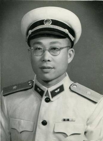 揭秘，35歲的少將是否可能？，揭秘，35歲能否成為少將？