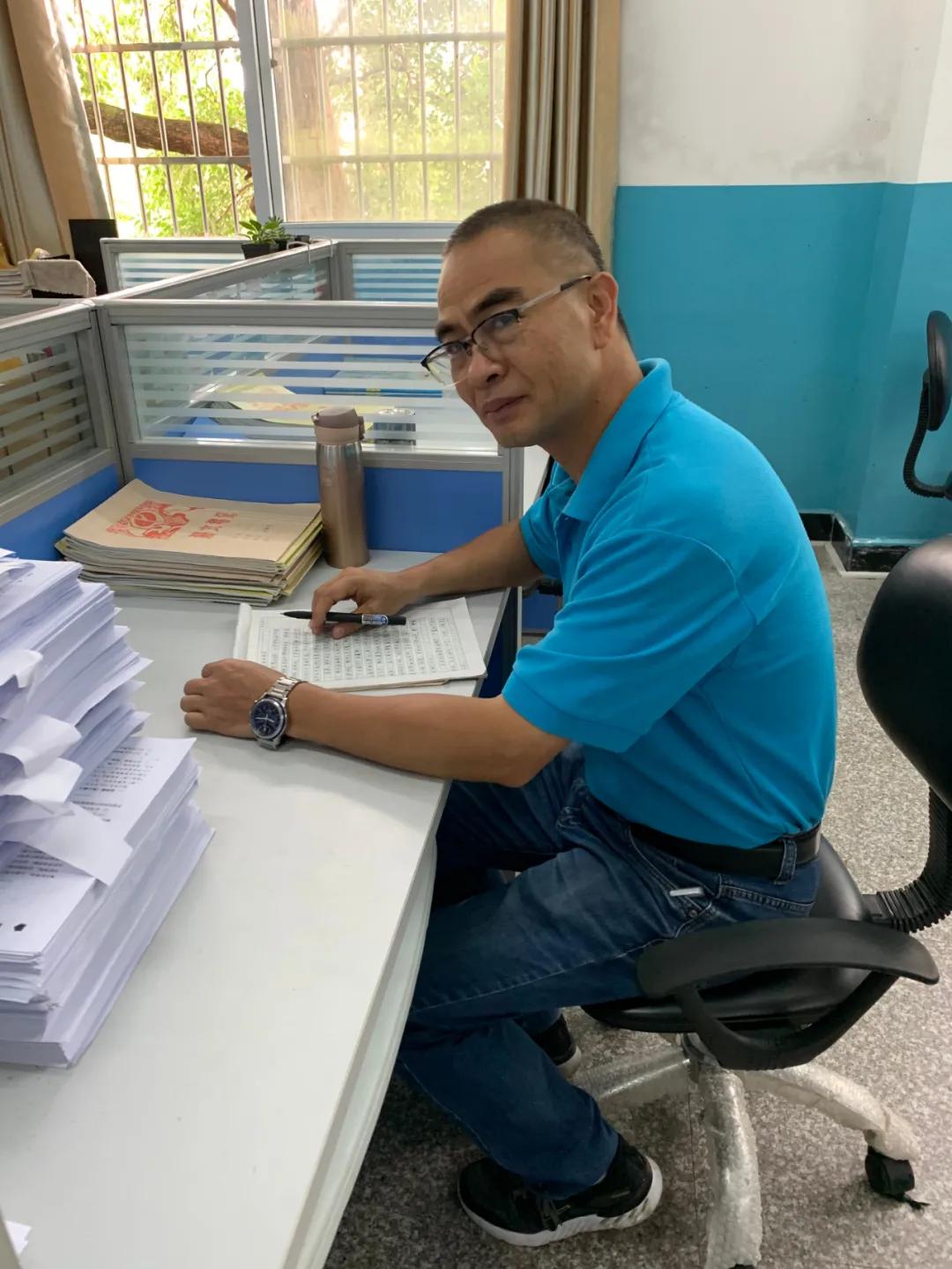 一肖拖一肖二中二組合分析，有多少組可能性？，一肖拖一肖二中二組合解析，可能性組合數(shù)量探究