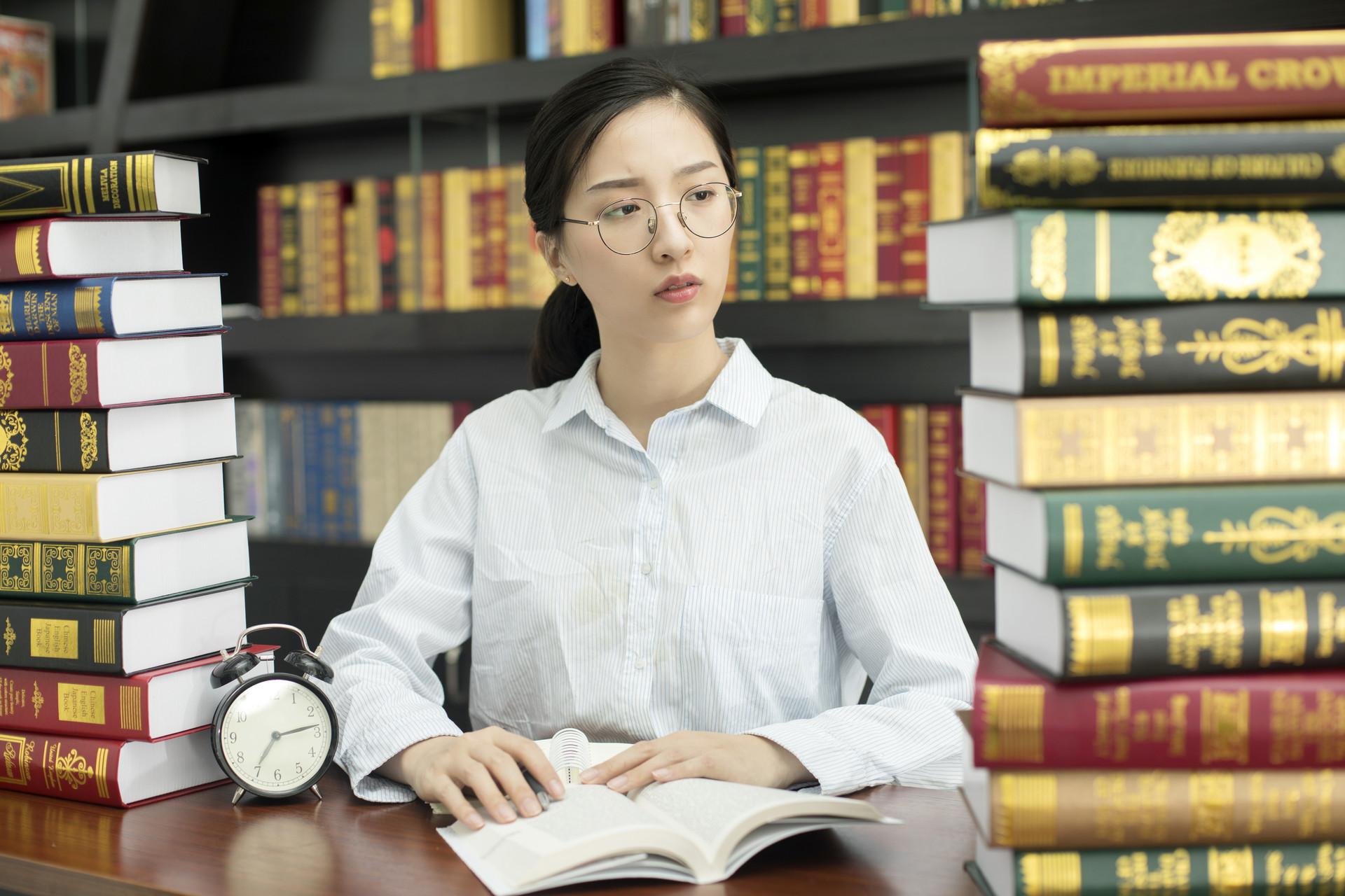 揭秘生肖之王——2009年王中王的傳奇一生，揭秘生肖之王，傳奇一生的王中王（2009年）