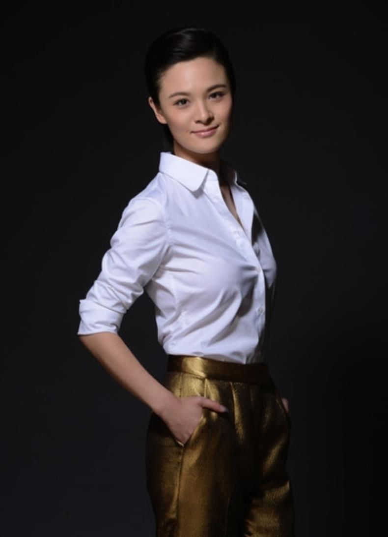 陳思斯個(gè)人資料，探索明星的璀璨人生，陳思斯，璀璨人生的探索之旅