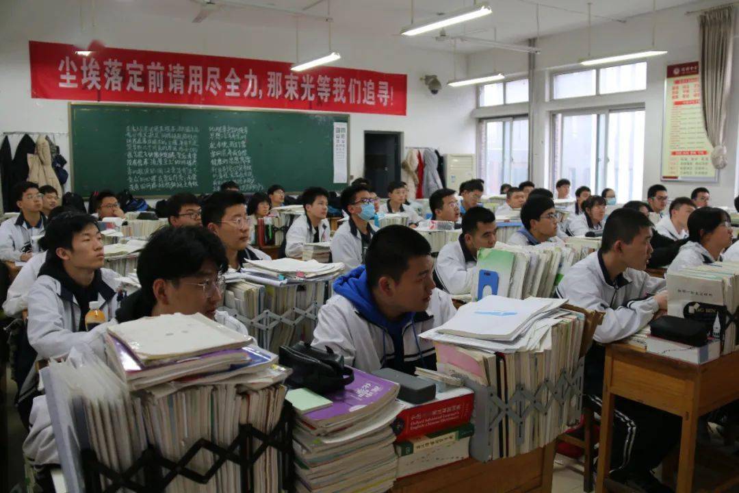 香港必中一組三中三，揭秘彩票背后的秘密與策略，揭秘彩票背后的秘密與策略，香港三中三必中組合探討