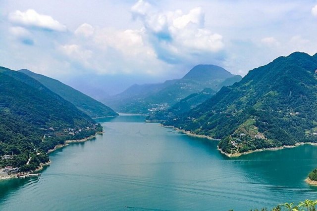 五一旅游十大最佳好去處，讓你暢游不停歇！，五一旅游必去十大勝地，暢游無(wú)極限！