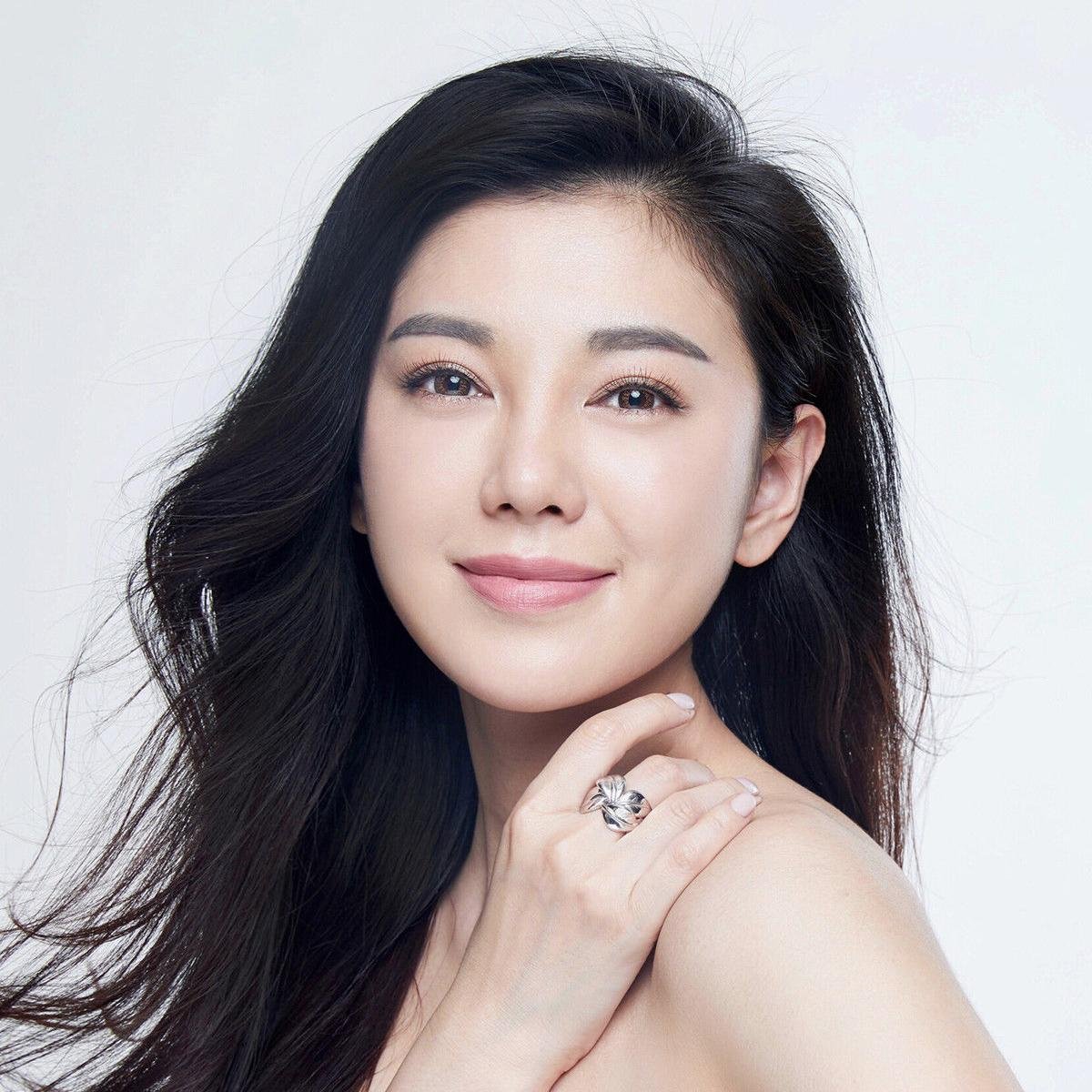 趙文琪演員，星光璀璨，演藝之路展現(xiàn)獨(dú)特魅力，趙文琪，星光璀璨演藝路，展現(xiàn)獨(dú)特魅力