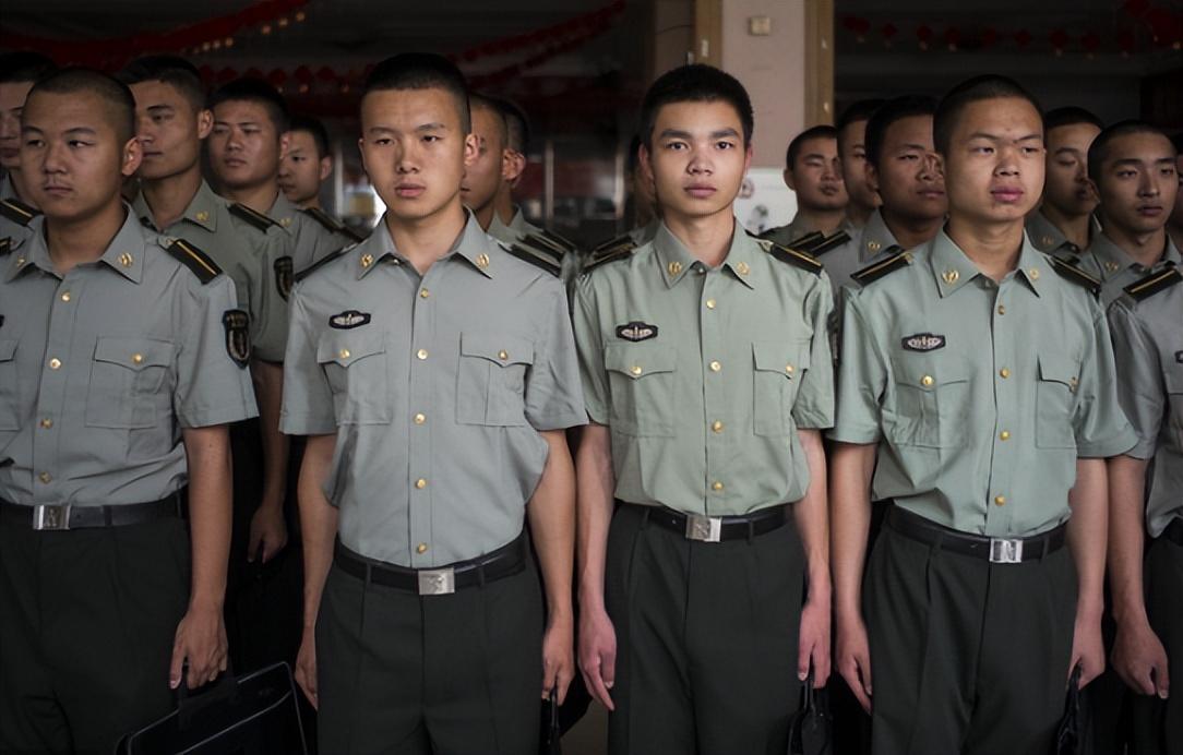 軍考網(wǎng)官網(wǎng)——軍人考試與教育的權(quán)威平臺(tái)，軍考網(wǎng)官網(wǎng)，軍人考試與教育的權(quán)威平臺(tái)